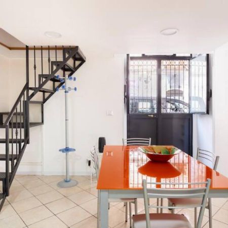 Aitnè - Holiday Apartments Aeroporto di Catania Fontana Rossa Esterno foto